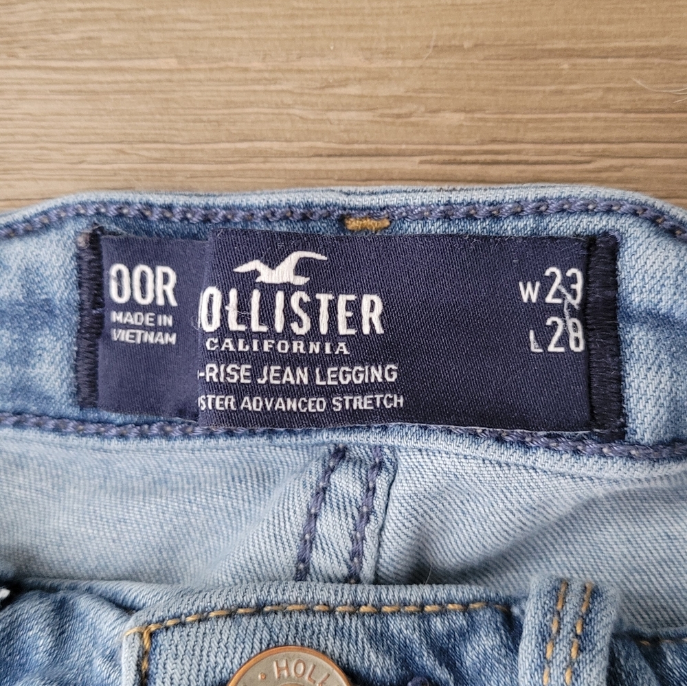 Hollister Jeans - Picture 2 of 5